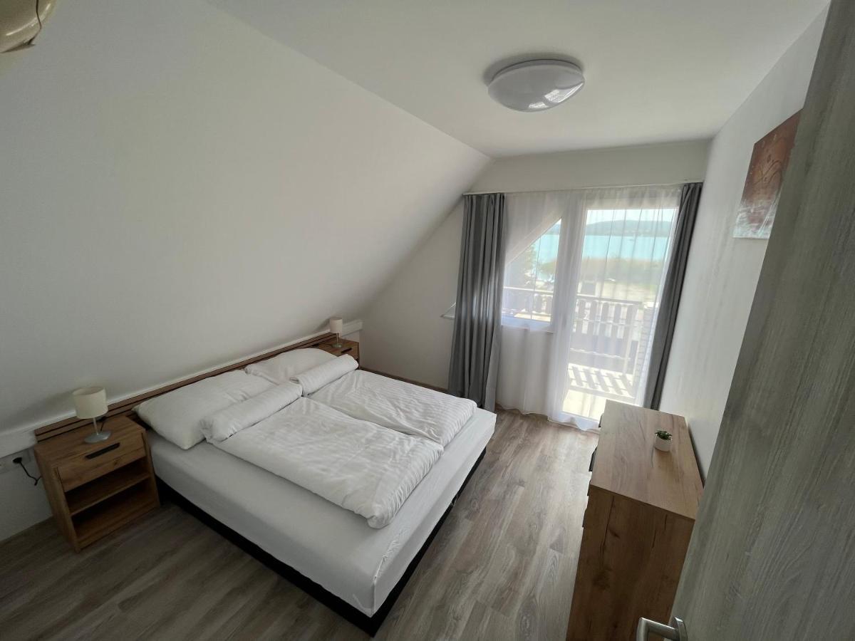 Sunset Beach Apartman Balatonfůzfő Exterior foto