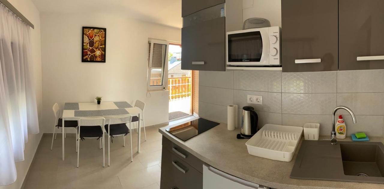 Sunset Beach Apartman Balatonfůzfő Exterior foto